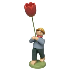 Junge mit Tulpe