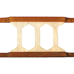 Pyramiden - Zaun aus Holz